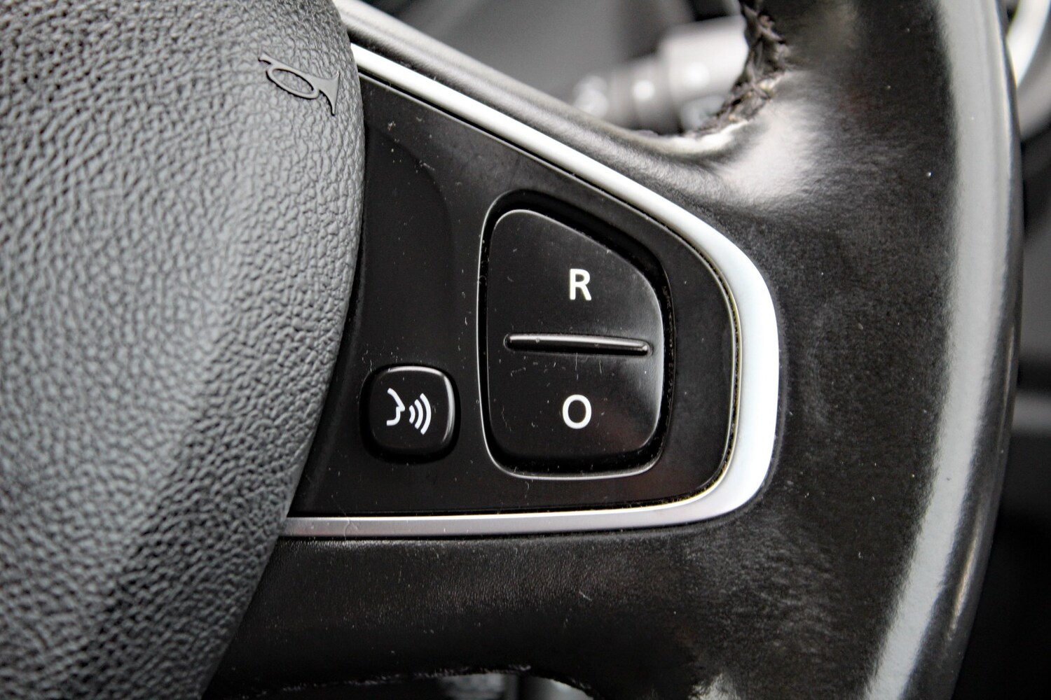 Used Renault Captur 2017 for sale - 76430866: Photo 27