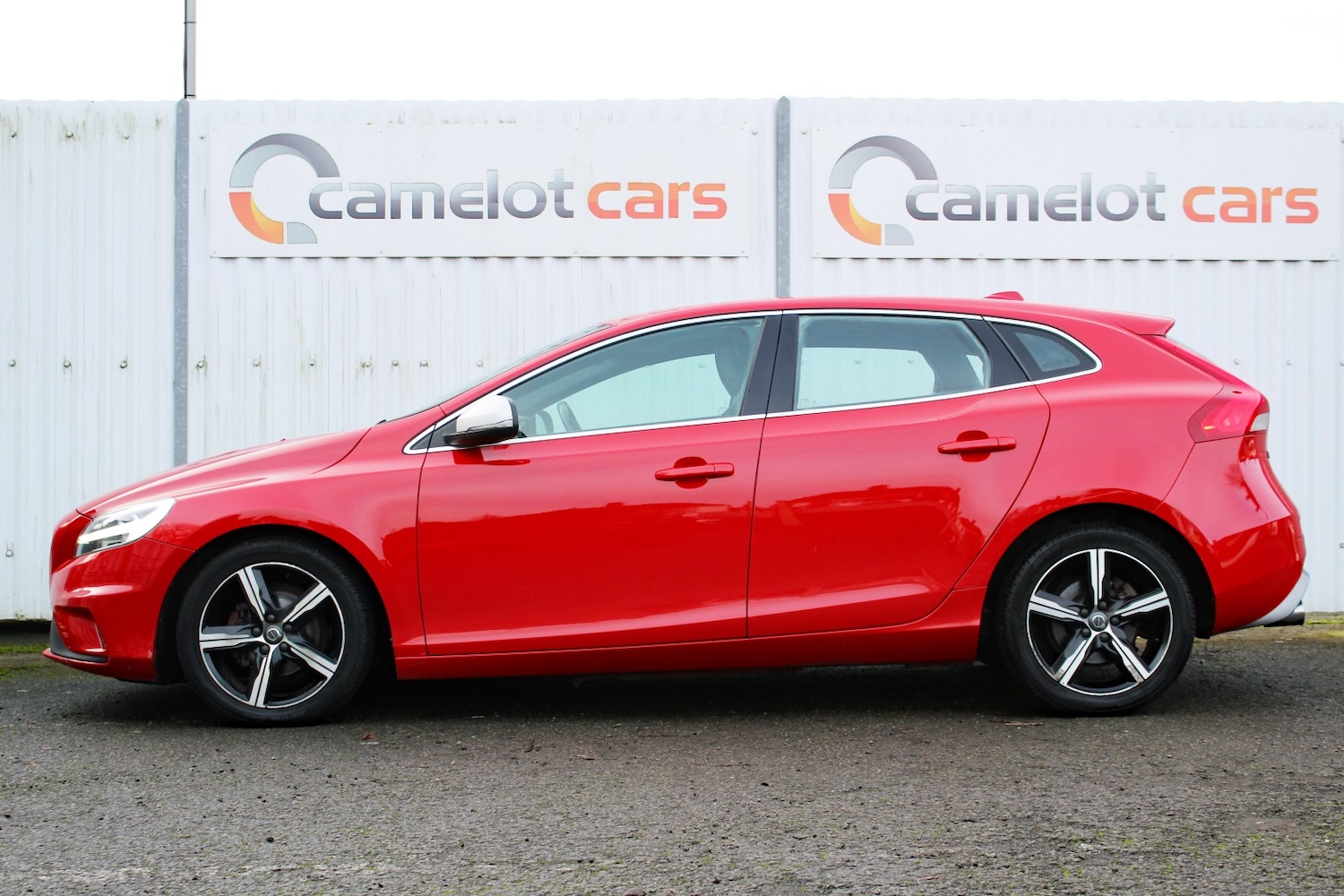 Used Volvo V40 2016 for sale - 77423336: Photo 5