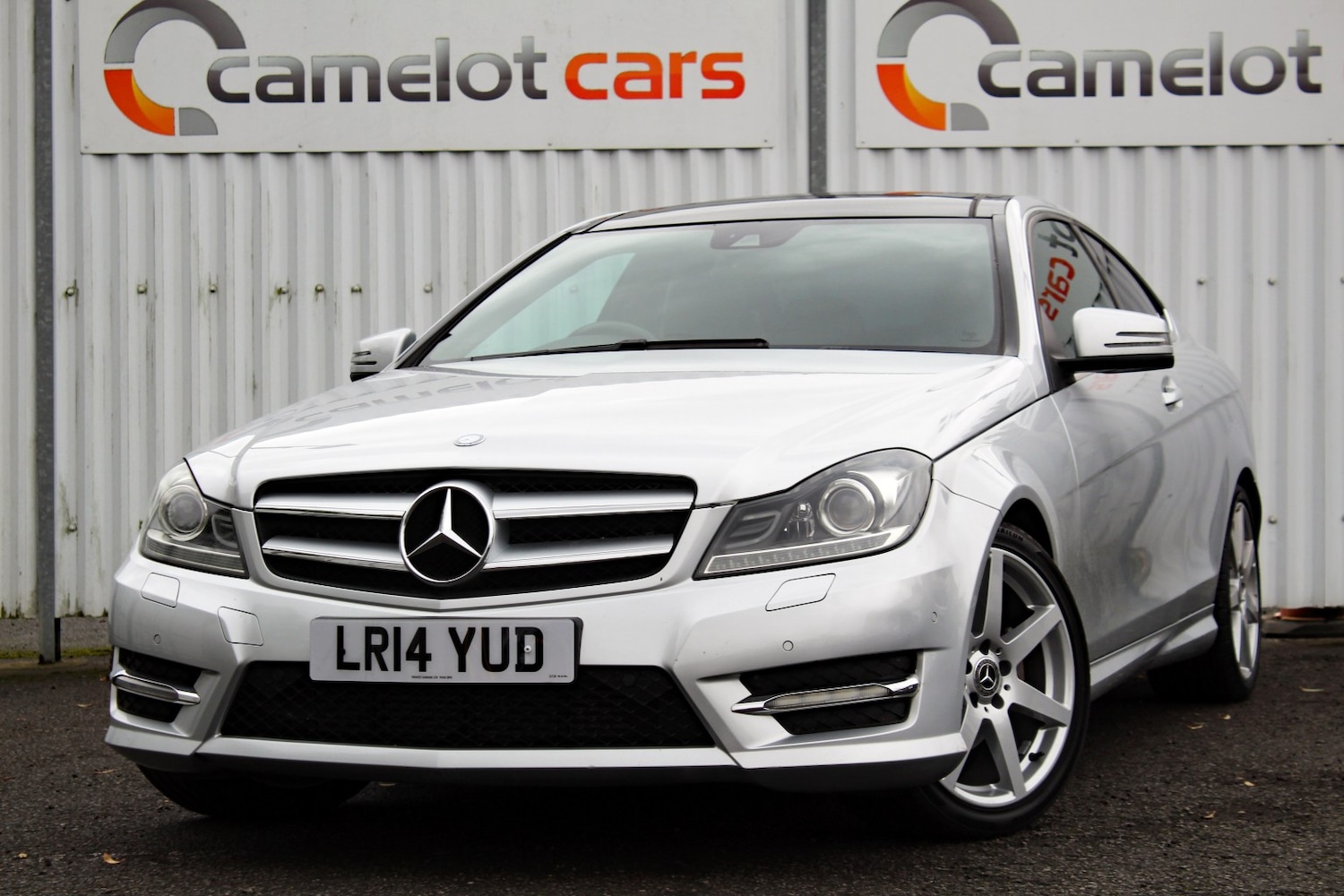 Used Mercedes-Benz C Class 2014 for sale - 76376866: Photo 1