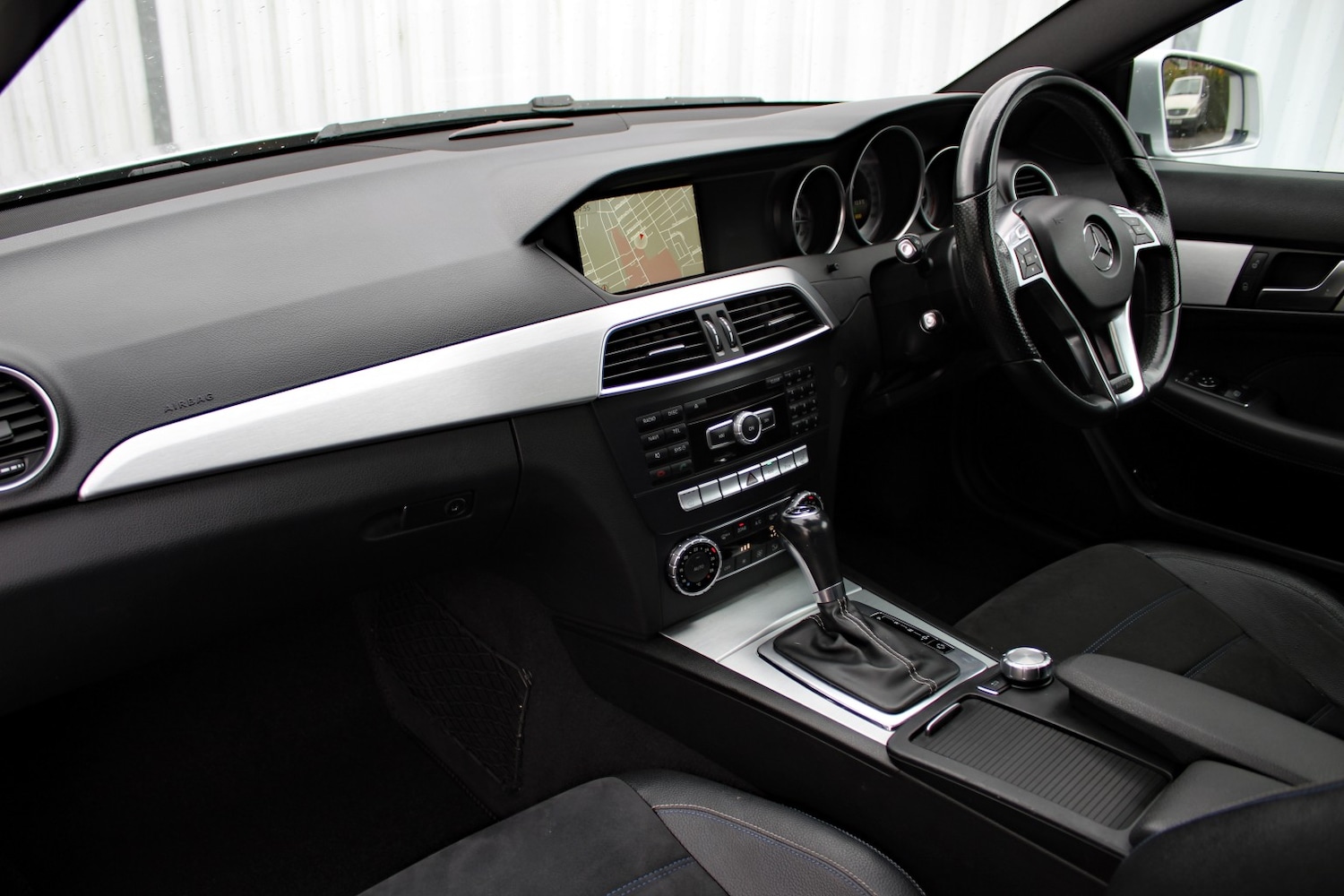 Used Mercedes-Benz C Class 2014 for sale - 76376866: Photo 18