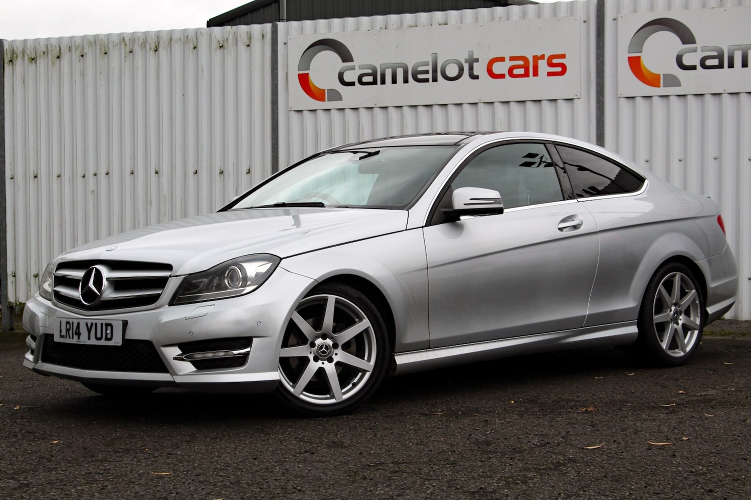 Used Mercedes-Benz C Class 2014 for sale - 76376866: Photo 3