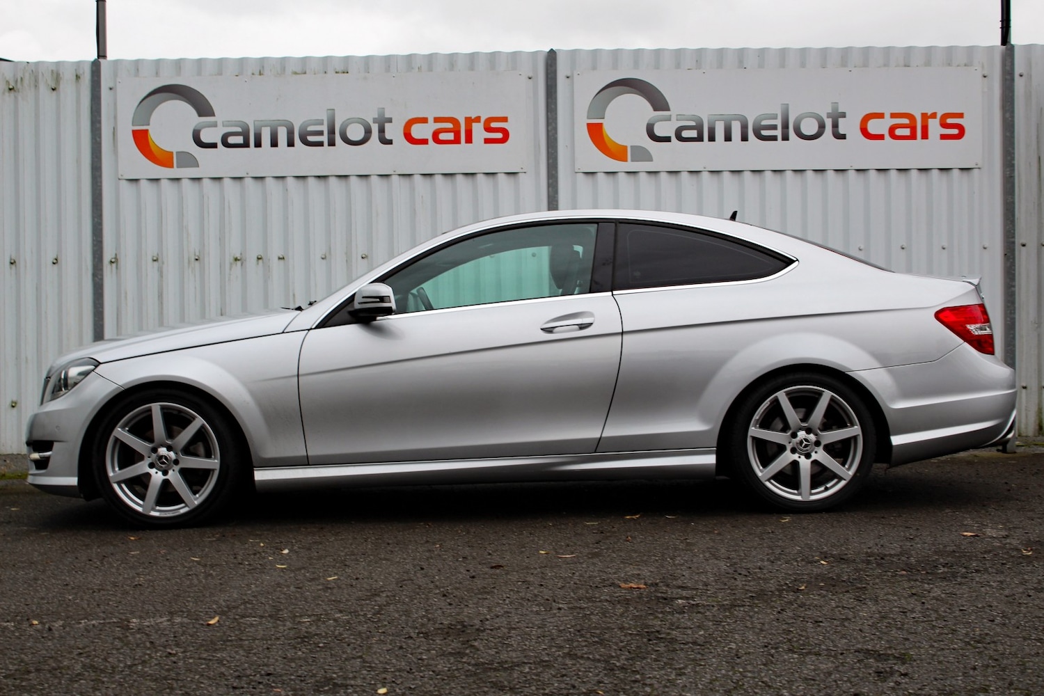 Used Mercedes-Benz C Class 2014 for sale - 76376866: Photo 5