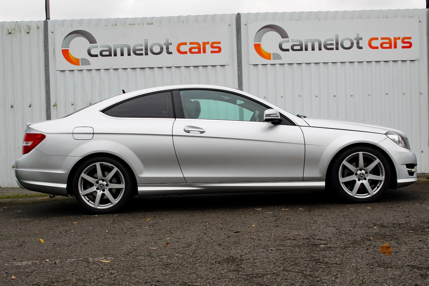 Used Mercedes-Benz C Class 2014 for sale - 76376866: Photo 6