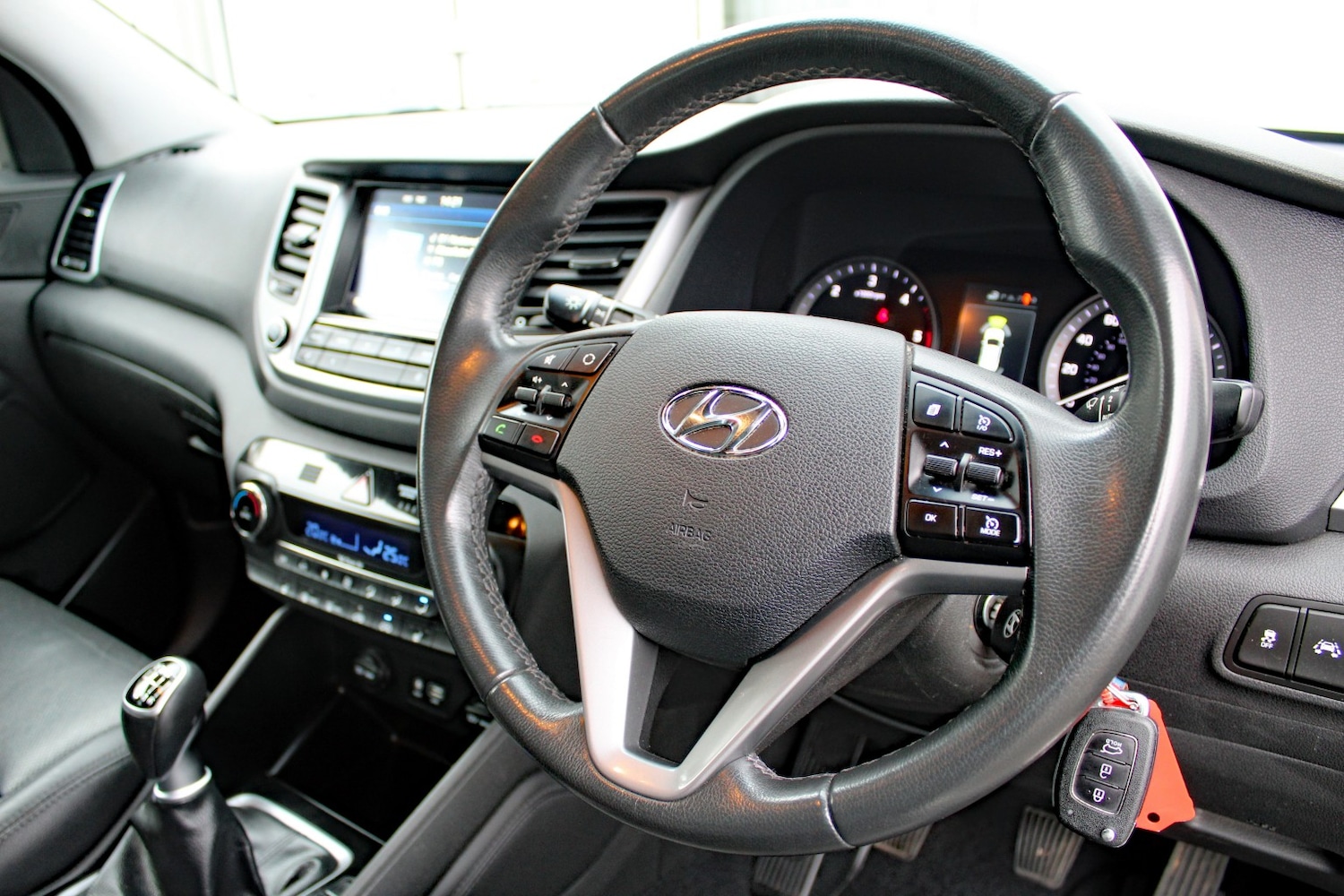 Used Hyundai TUCSON 2017 for sale - 76591601: Photo 17