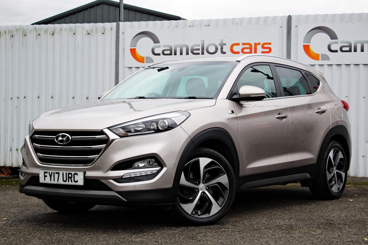 Used Hyundai TUCSON 2017 for sale - 76591601: Photo 2