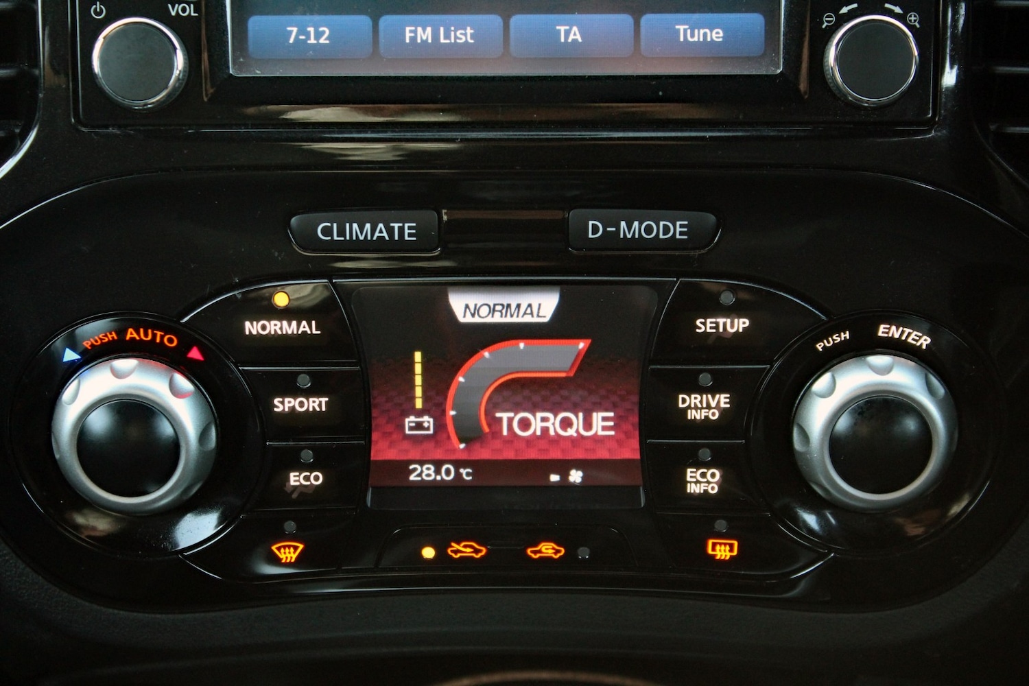 Used Nissan Juke 2014 for sale - 76712409: Photo 23