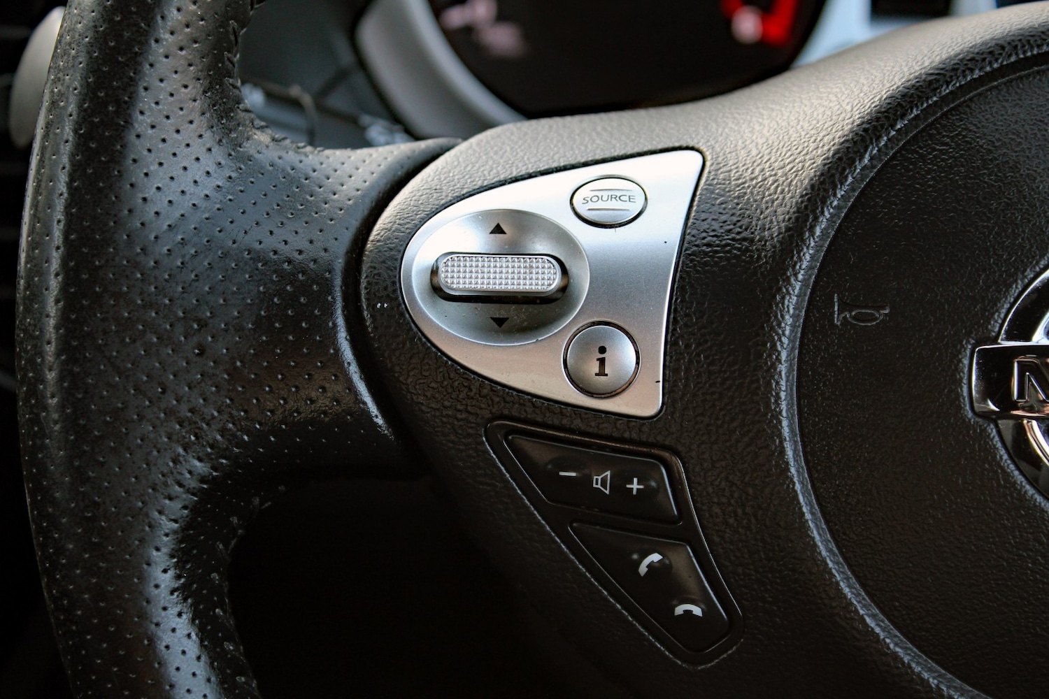 Used Nissan Juke 2014 for sale - 76712409: Photo 27