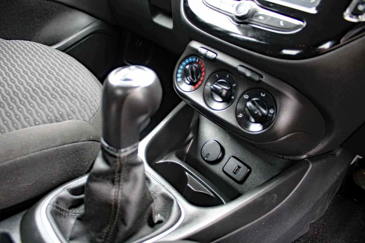 Used Vauxhall Corsa 2016 for sale - 77954037: Photo 24