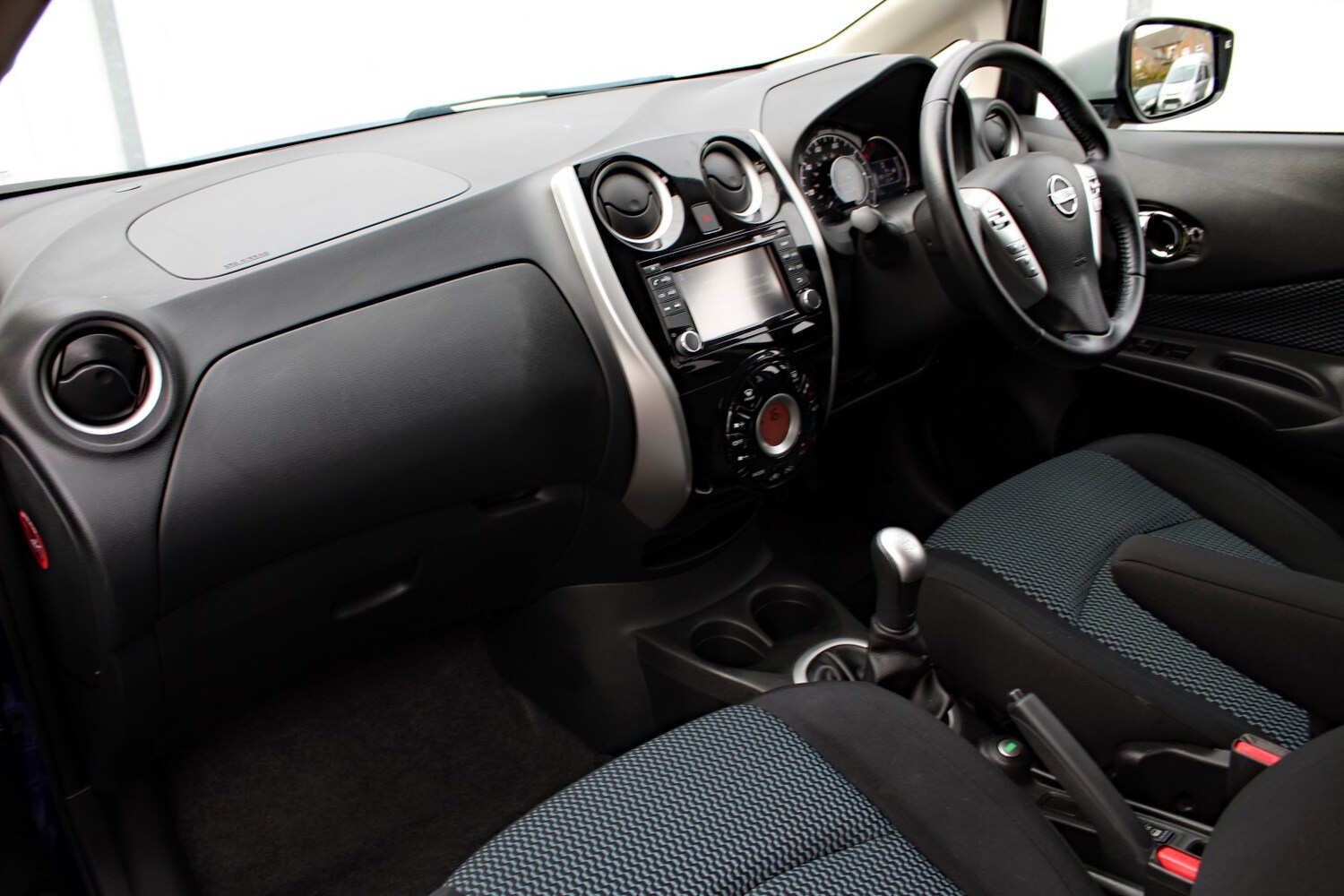 Used Nissan Note 2015 for sale - 76070333: Photo 17