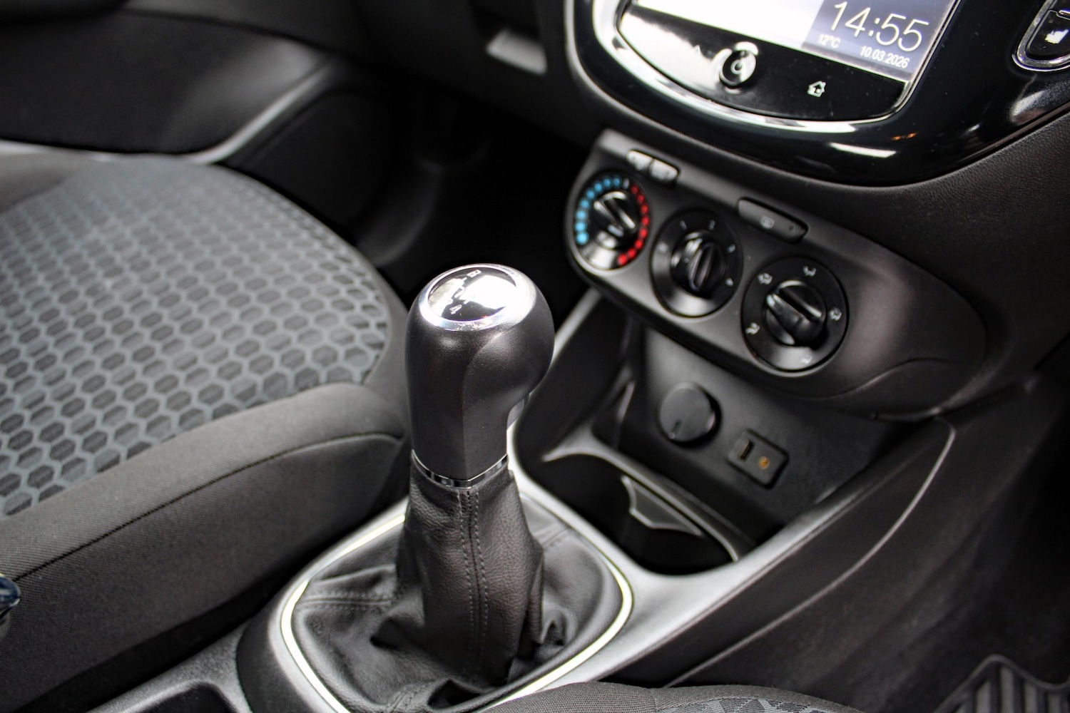 Used Vauxhall Corsa 2015 for sale - 77836845: Photo 24