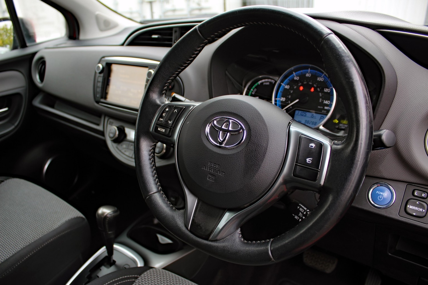 Used Toyota Yaris 2016 for sale - 76225213: Photo 17