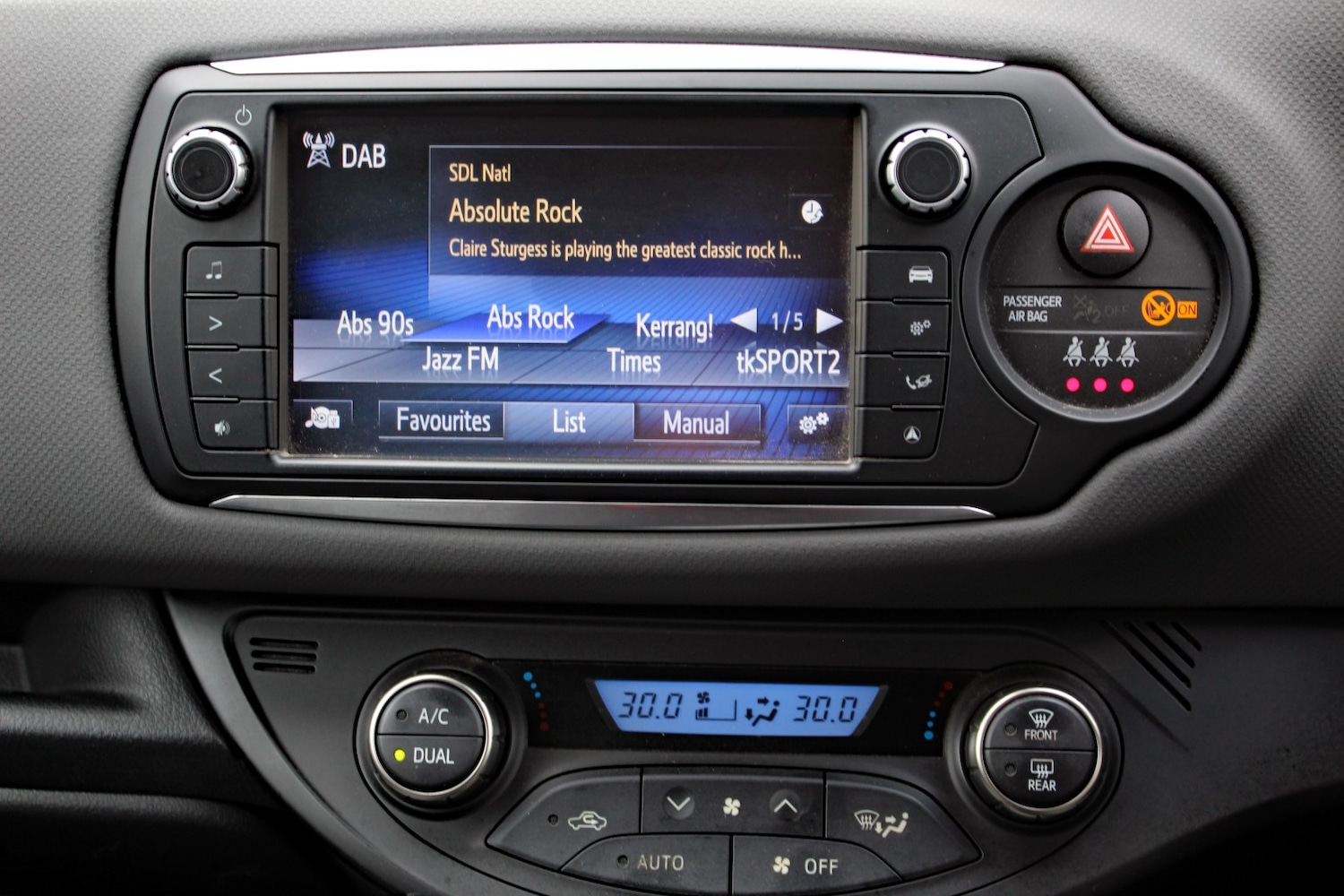 Used Toyota Yaris 2016 for sale - 76225213: Photo 20