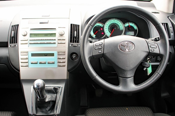 Used Toyota Corolla Verso 2007 for sale - 70342774: Photo 21