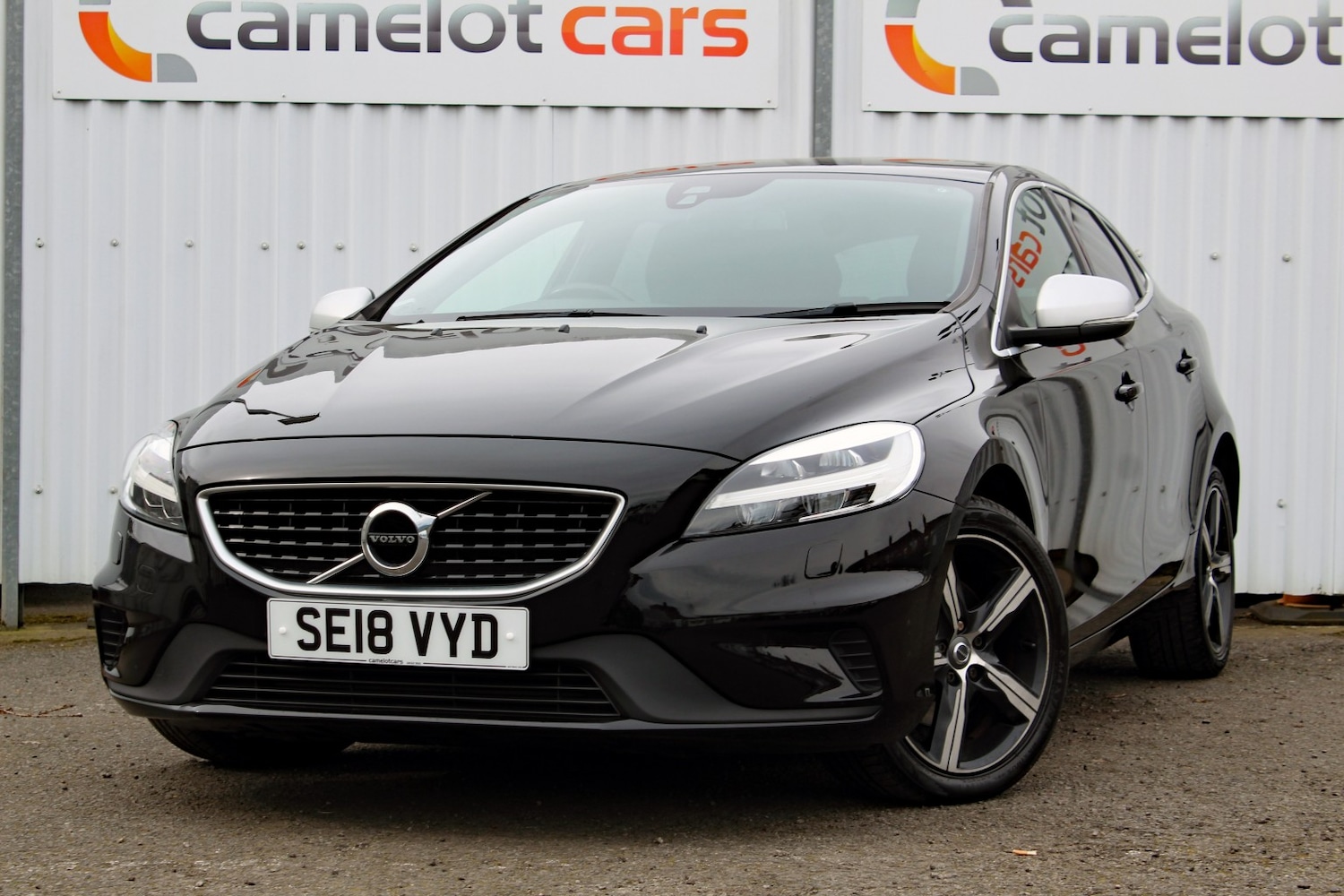 Used Volvo V40 2018 for sale - 78004457: Photo 1