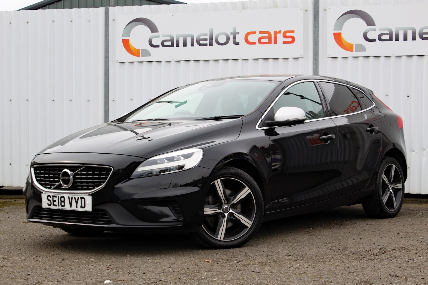 Used Volvo V40 2018 for sale - 78004457: Photo 2