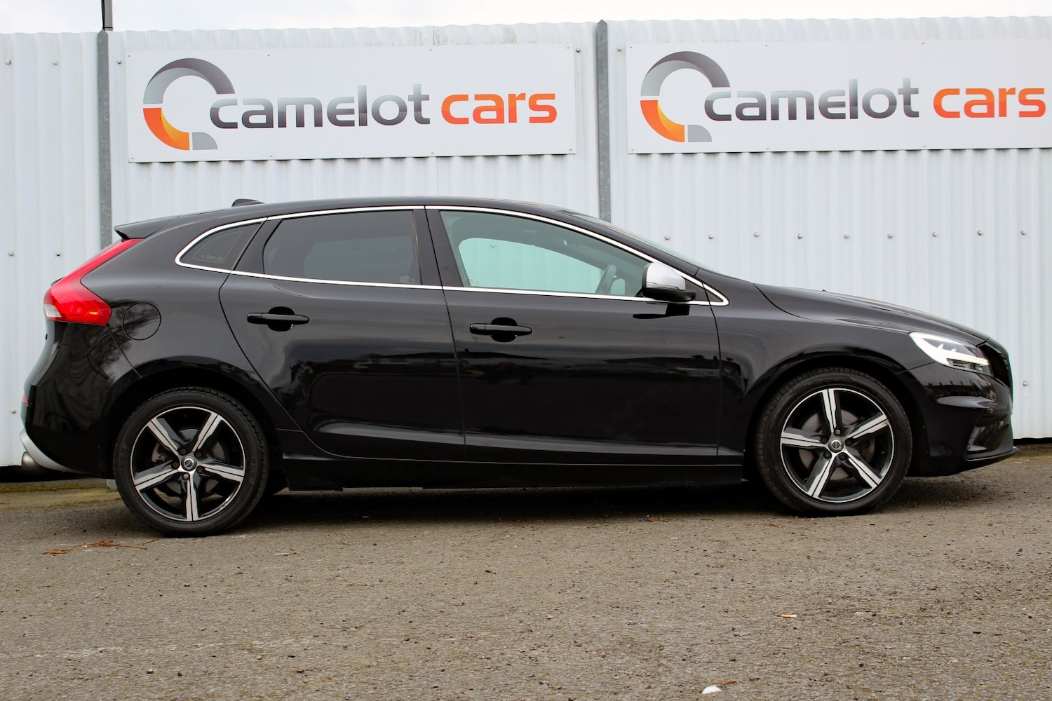 Used Volvo V40 2018 for sale - 78004457: Photo 6