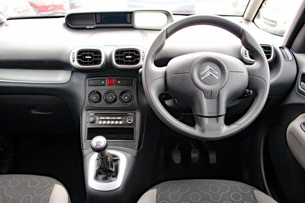 Used Citroen C3 Picasso 2012 for sale - 74543526: Photo 18