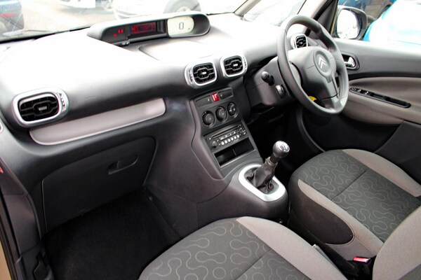Used Citroen C3 Picasso 2012 for sale - 74543526: Photo 19