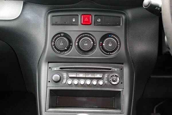 Used Citroen C3 Picasso 2012 for sale - 74543526: Photo 21