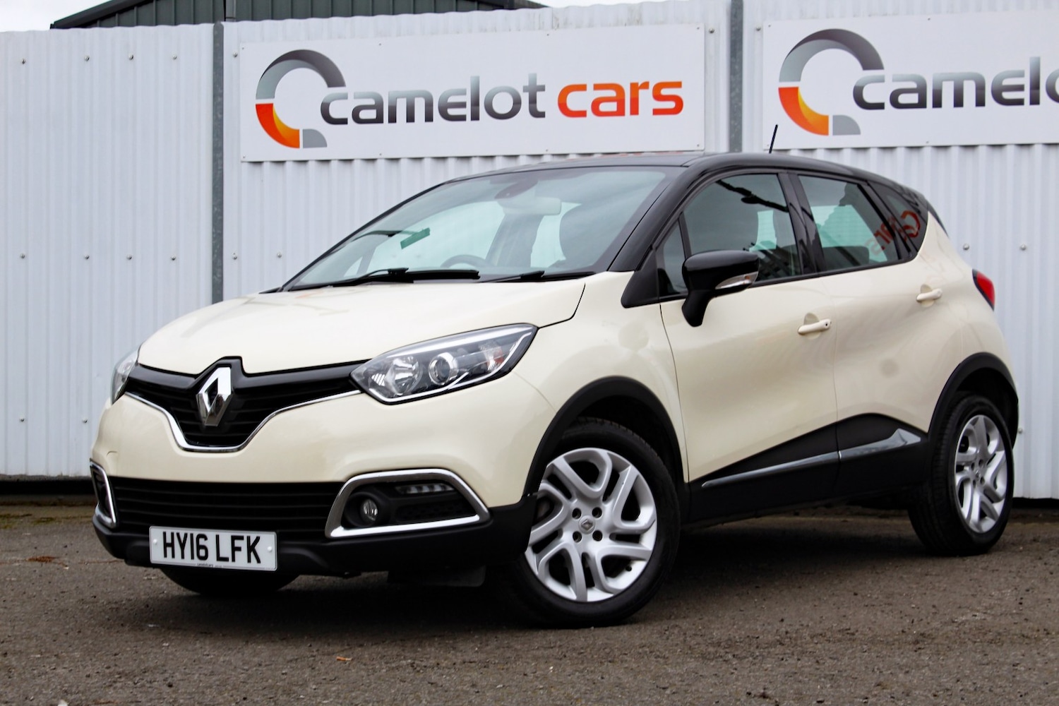 Used Renault Captur 2016 for sale - 78004450: Photo 2
