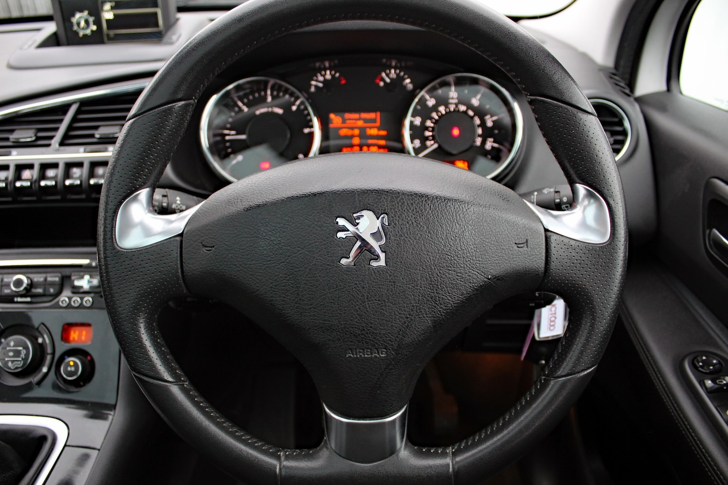 Used Peugeot 3008 2015 for sale - 77478072: Photo 26