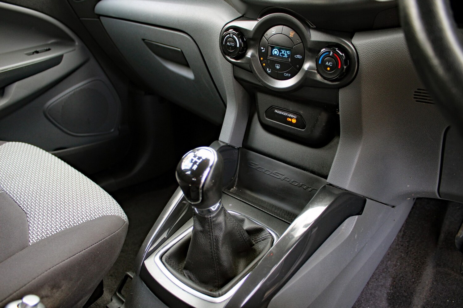 Used Ford Ecosport 2014 for sale - 77891596: Photo 23