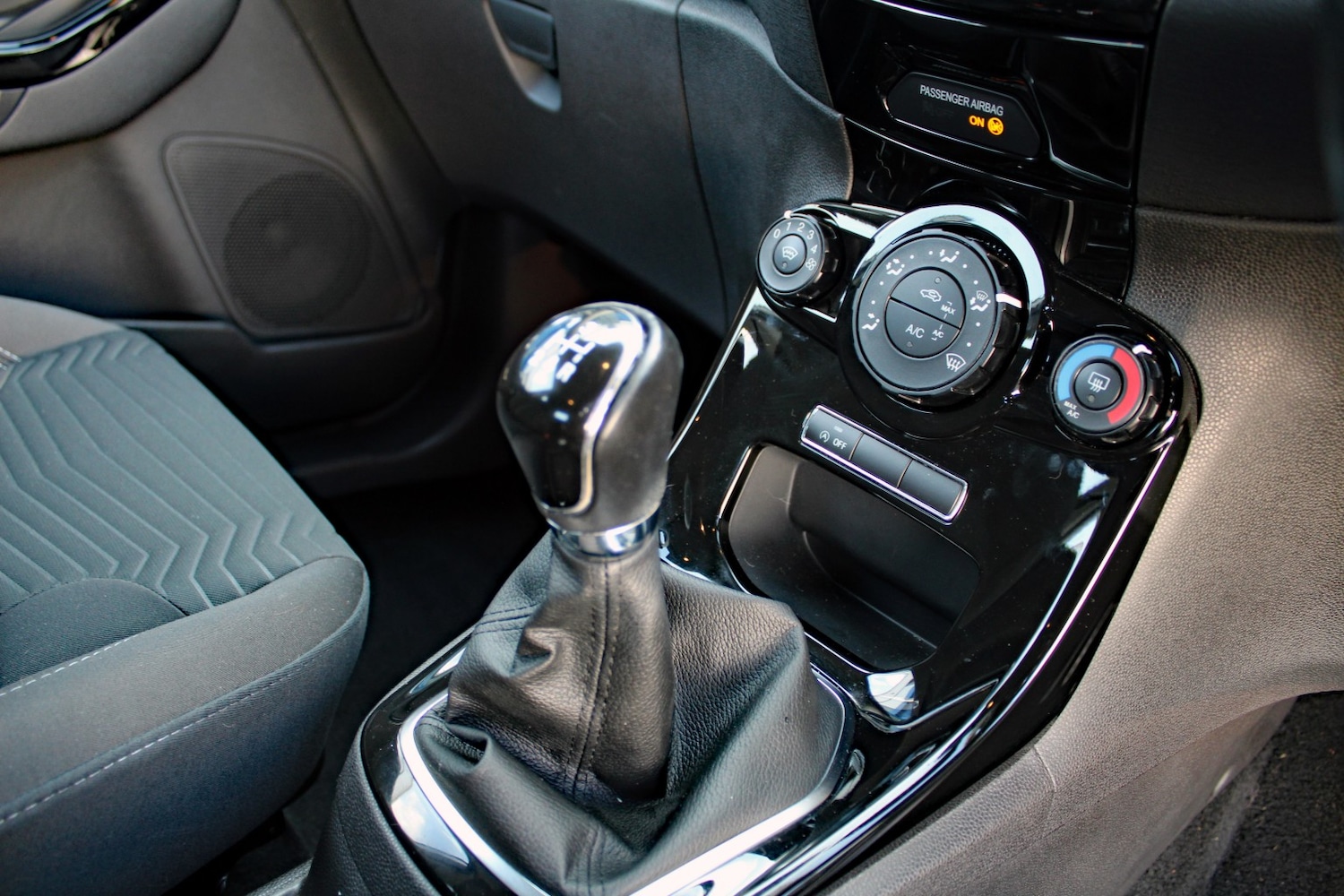 Used Ford Fiesta 2017 for sale - 77681876: Photo 25