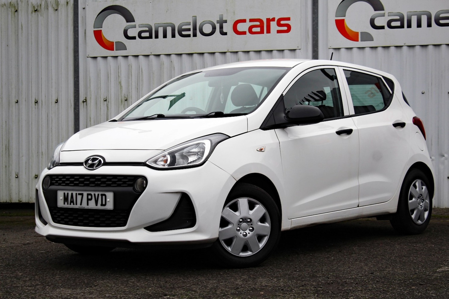 Used Hyundai i10 2017 for sale - 77453127: Photo 2