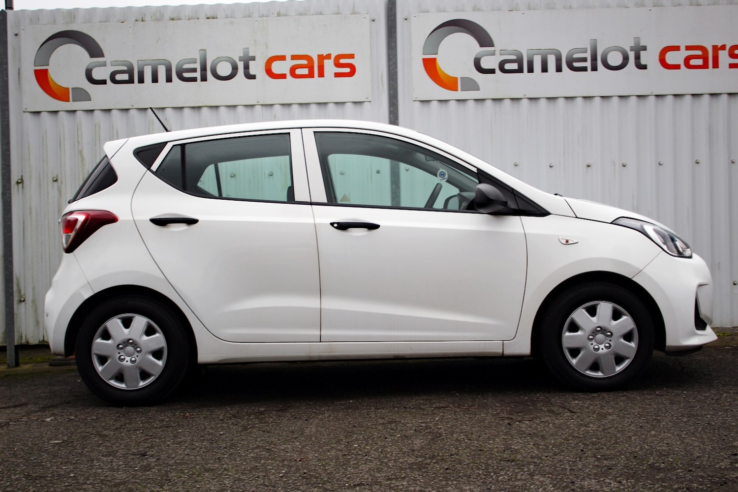 Used Hyundai i10 2017 for sale - 77453127: Photo 6