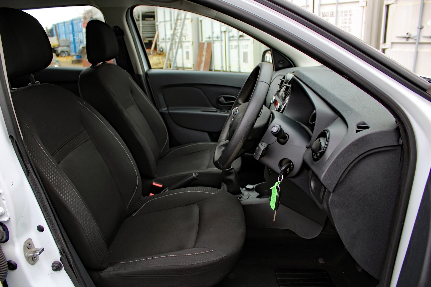 Used Dacia Sandero 2017 for sale - 76571153: Photo 14