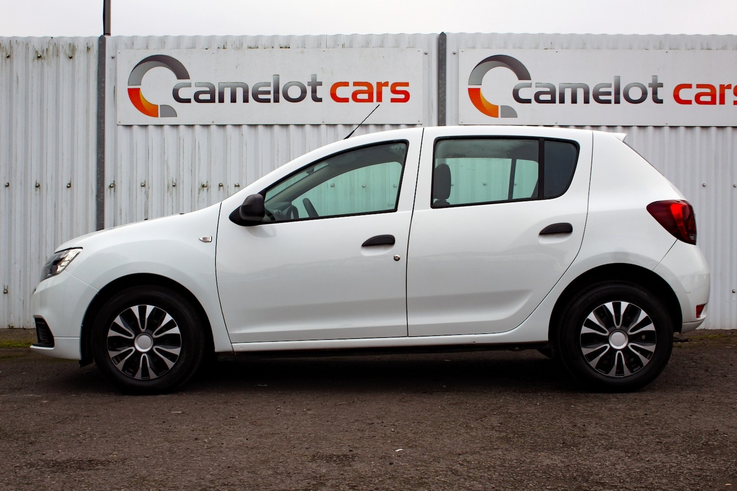 Used Dacia Sandero 2017 for sale - 76571153: Photo 5