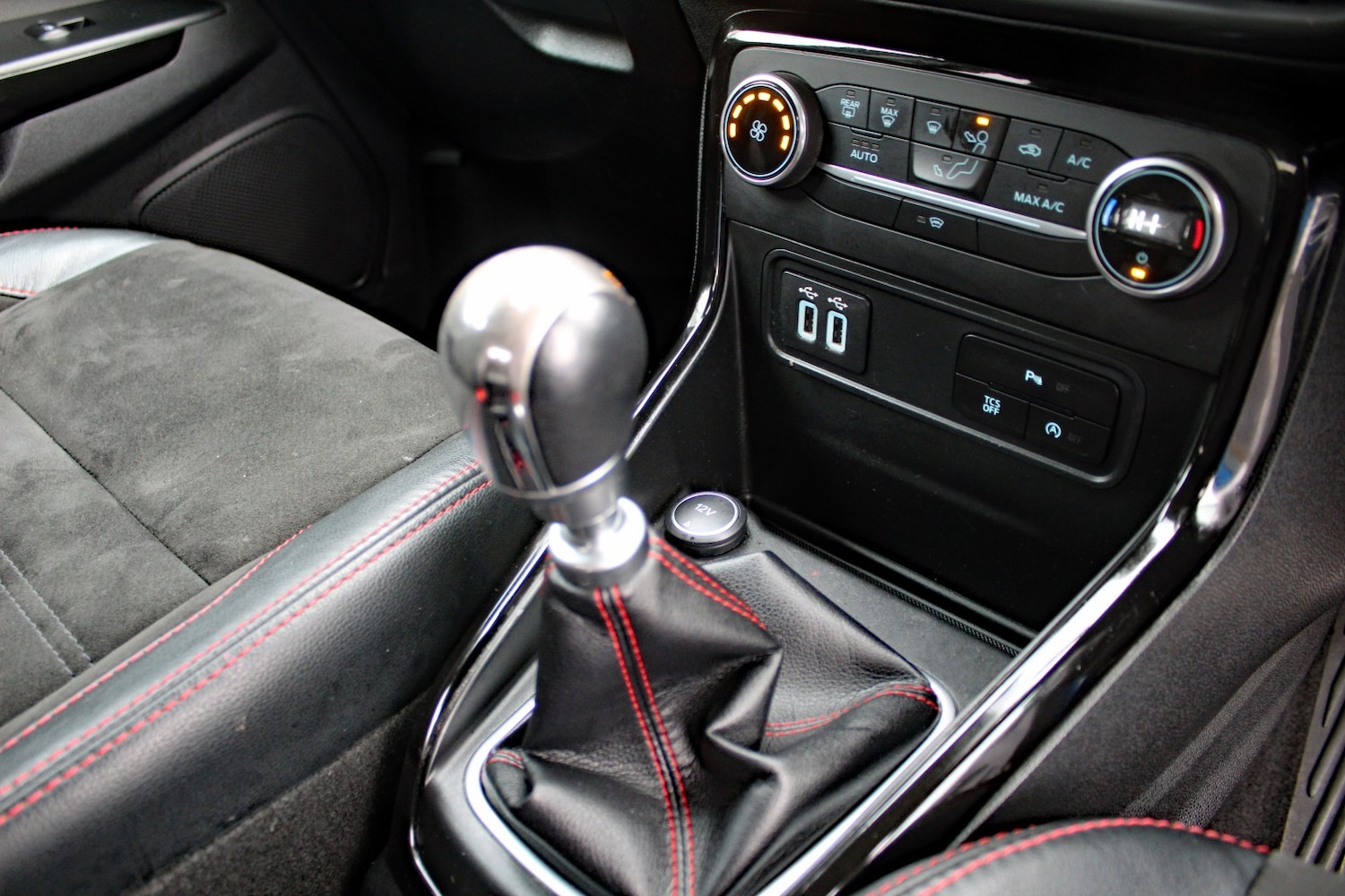 Used Ford Ecosport 2018 for sale - 76643375: Photo 26