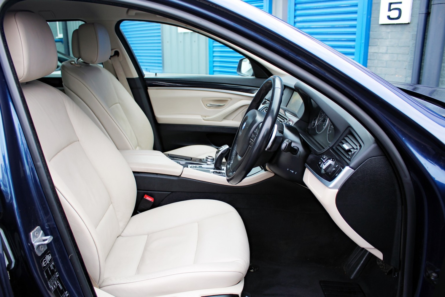 Used BMW 5 Series 2013 for sale - 77264460: Photo 16