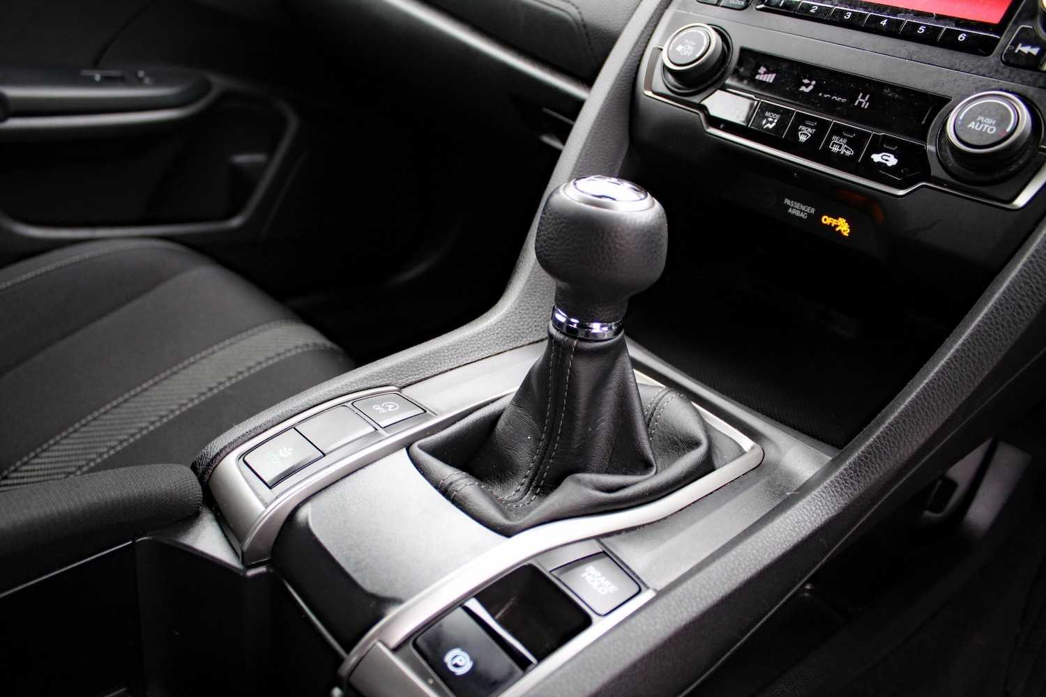 Used Honda Civic 2019 for sale - 77264353: Photo 24