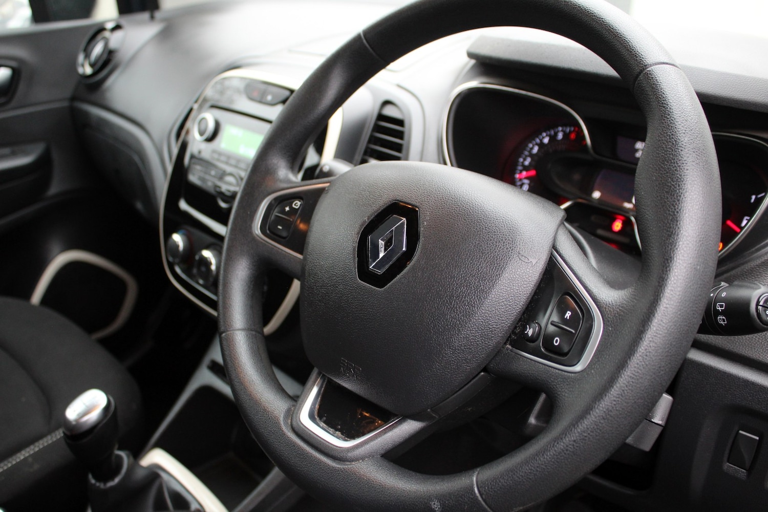 Used Renault Captur 2019 for sale - 77453122: Photo 17