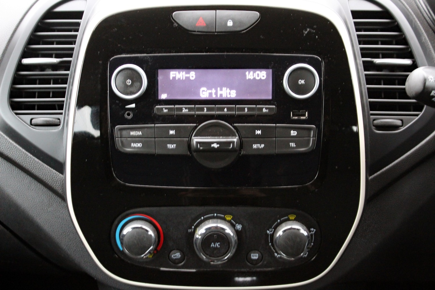 Used Renault Captur 2019 for sale - 77453122: Photo 21