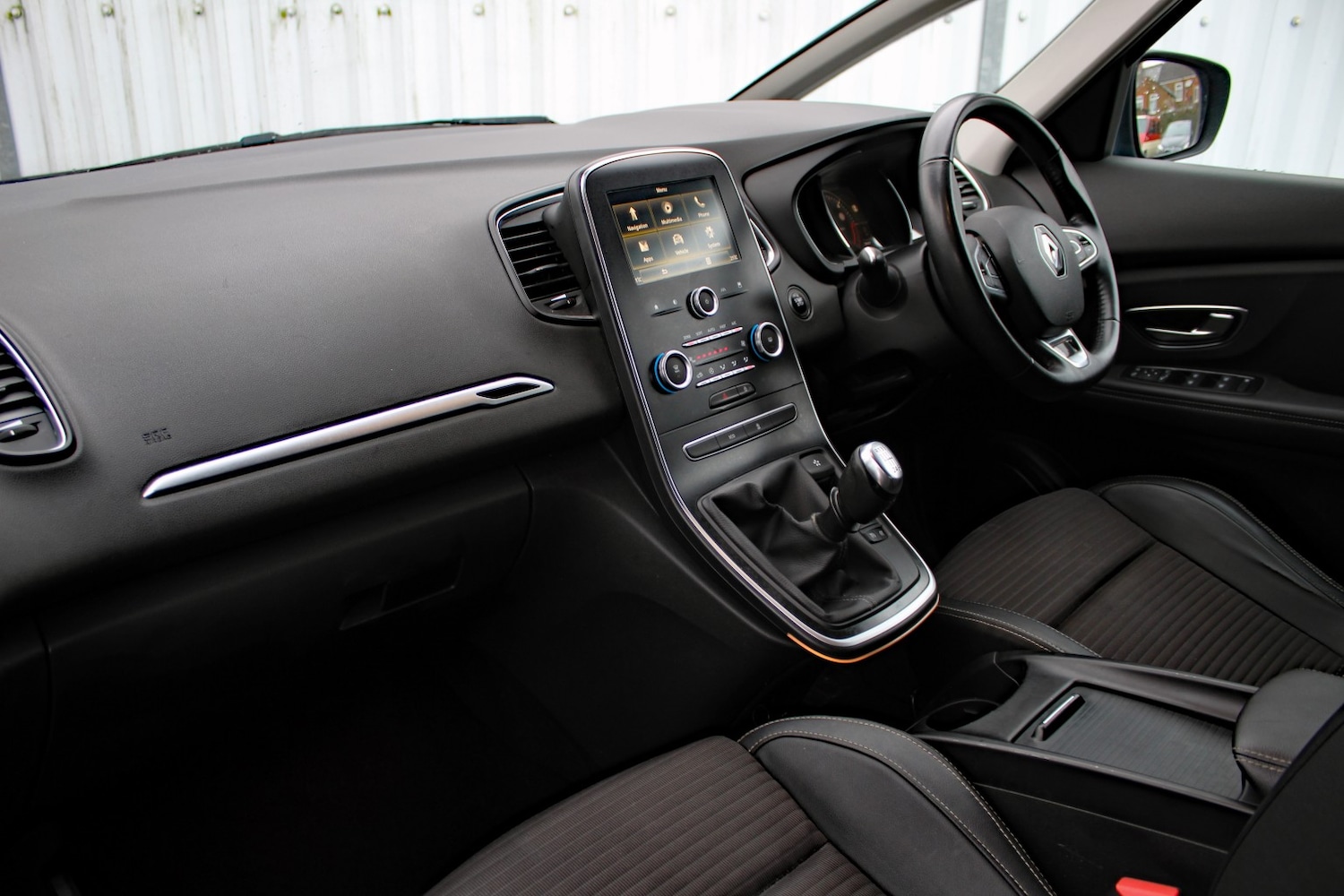 Used Renault Scenic 2017 for sale - 77201331: Photo 18