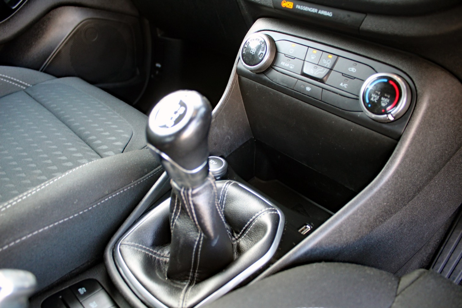 Used Ford Fiesta 2018 for sale - 76863781: Photo 24