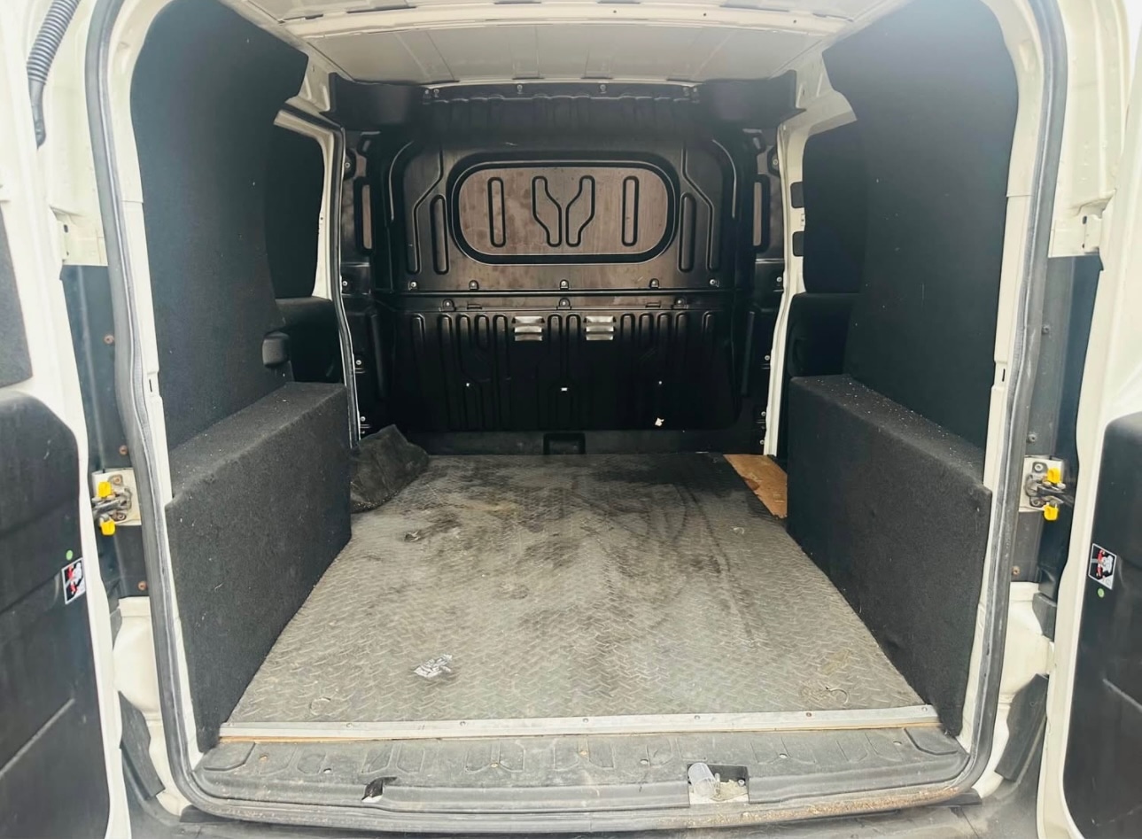 Used Vauxhall Combo 2013 for sale - 76231662: Photo 8