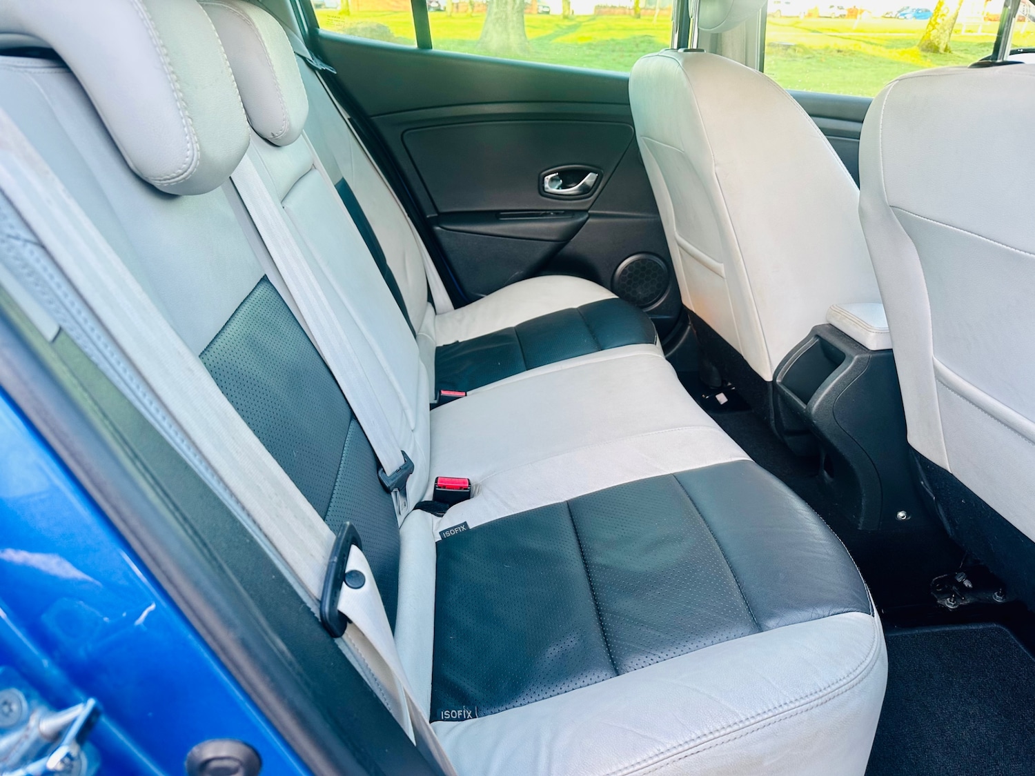 Used Renault Megane 2012 for sale - 77220330: Photo 13