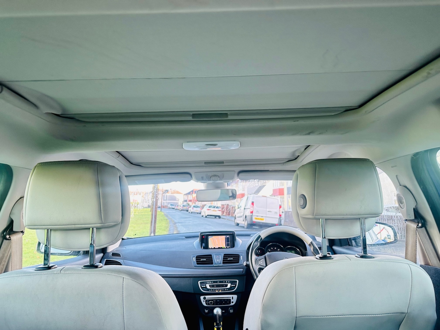 Used Renault Megane 2012 for sale - 77220330: Photo 8