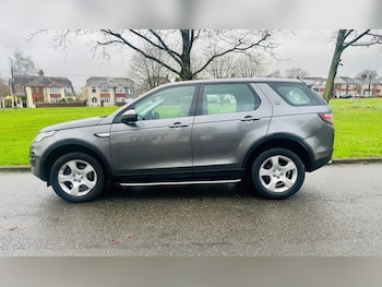 Used Land Rover Discovery Sport 2016 for sale - 78584448: Photo