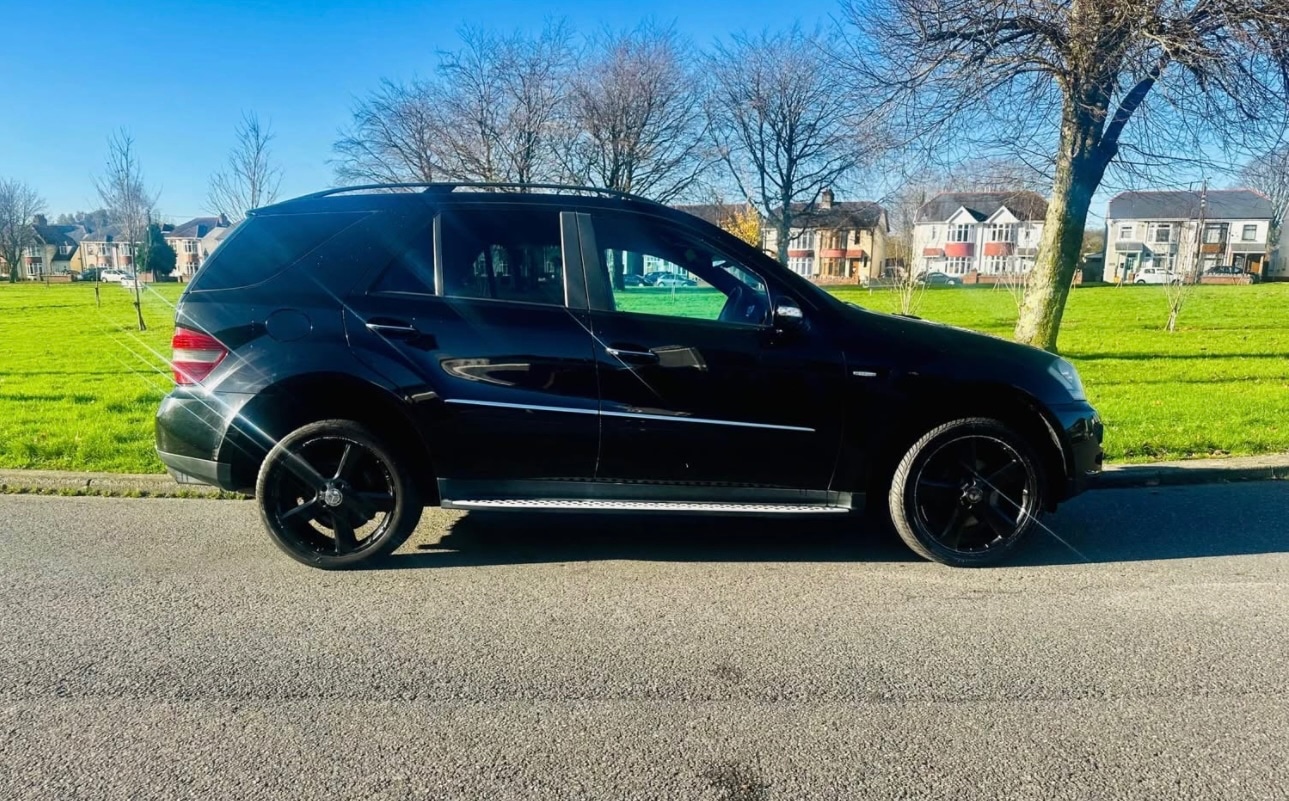 Used Mercedes-Benz M Class 2008 for sale - 77729645: Photo 2