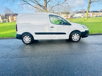 Used Citroen Berlingo 2014 for sale - 76892020: Photo