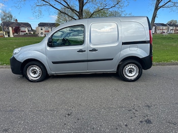 Used Renault Kangoo 2021 for sale - 78310821: Photo