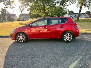 Used Toyota Auris 2014 for sale - 79198758: Photo