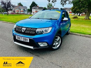 Used Dacia Sandero Stepway 2017 for sale - 79760941: Photo
