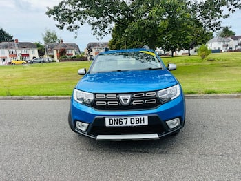 Used Dacia Sandero Stepway 2017 for sale - 79760941: Photo
