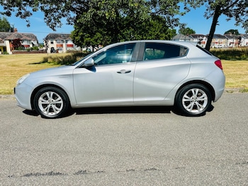 Used Alfa Romeo Giulietta 2013 for sale - 79205862: Photo