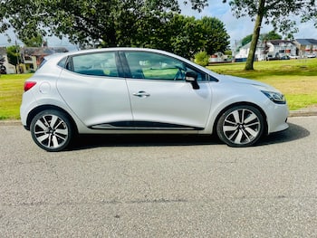 Used Renault Clio 2016 for sale - 79720156: Photo